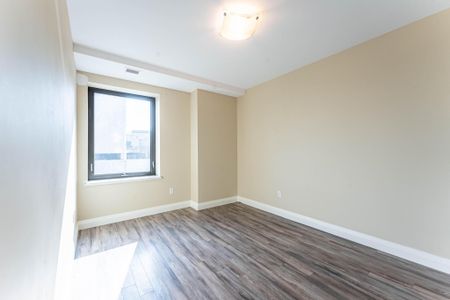 For Lease - 118 King Street Unit# 421, Hamilton, Ontario - Photo 3