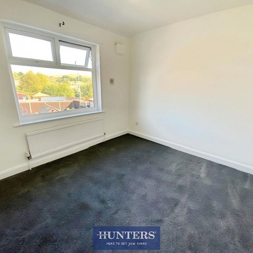 3 bedroom House To Let Total Size: 1045 SQ FT - Photo 1