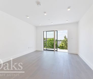 Bensham Grove, Thornton Heath, Surrey - Photo 1