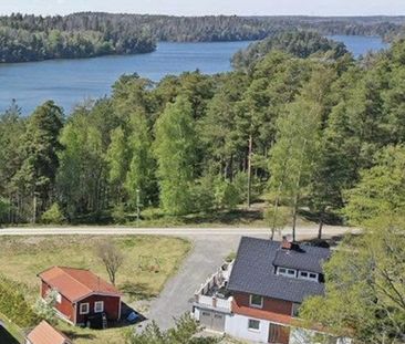 Djupviksvägen, Norsborg - Photo 3