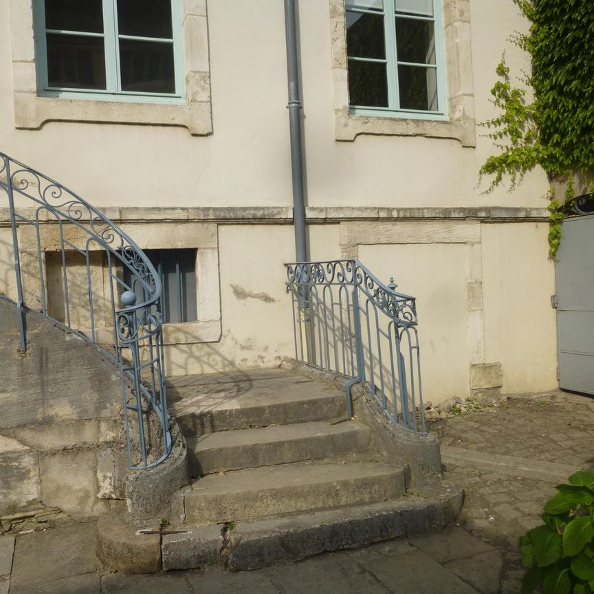 T2 bis - 16 rue de l'ancien collège - Photo 1