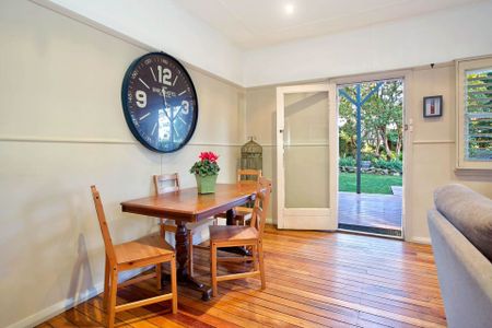 12 Evans Lookout Road, Blackheath. - Photo 3