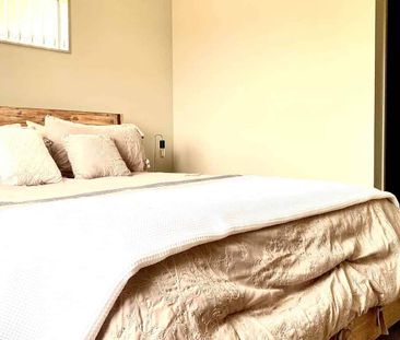 Four Bedroom Home - Great Location! - Photo 2