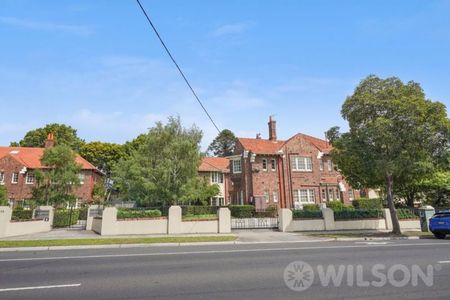 Charming 1-Bedroom Apartment in Prime St Kilda East Location - Ideal Rental Opportunity! - Photo 2