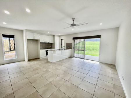 2 STOREY 3 BEDROOM HOME IN PERWILLOWEN - Photo 5