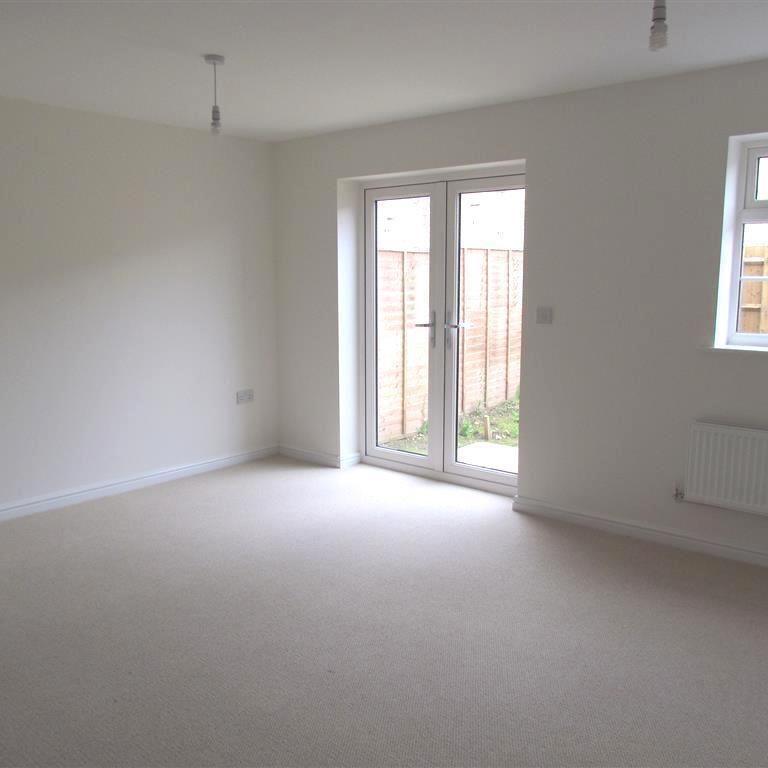 St James Close, Chatteris - Photo 1