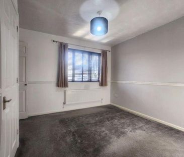 2 bedroom end of terrace house to rent - Photo 5