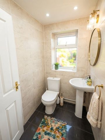 Room in a Shared House, Lansdowne Road, E11 - Photo 4