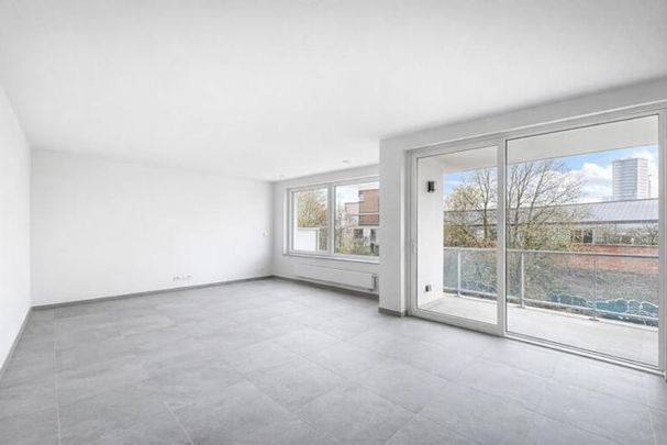 Appartement te huur - Foto 1