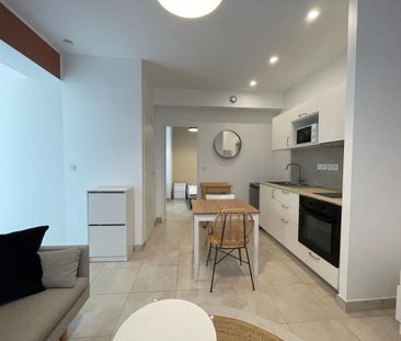 Location Appartement 2 pièces Meublé 30m² CASTRES 81100 - Photo 6