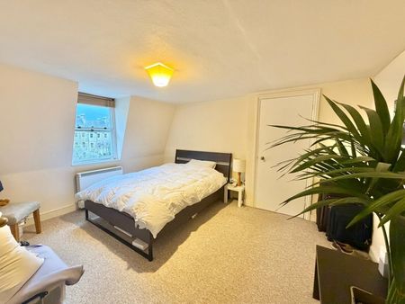 Russell Street, Bath - Photo 2