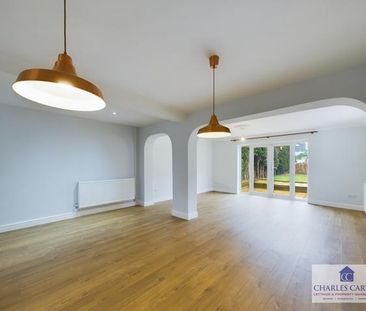 4 bedroom semi-detached house to rent - Photo 2