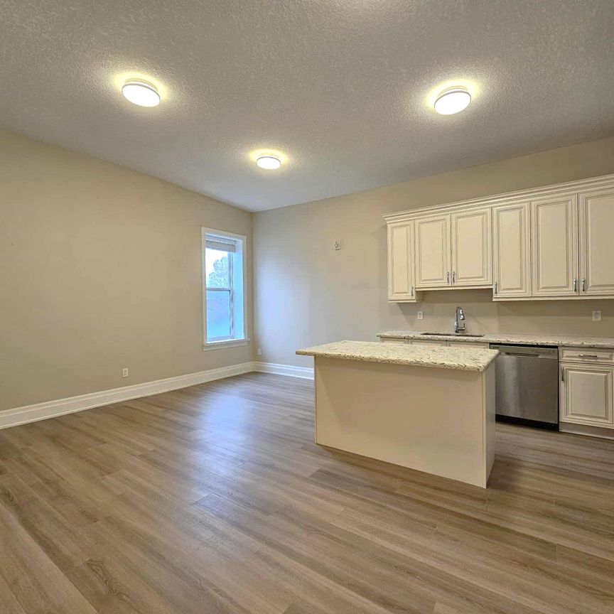 For Lease - 757 King Street Unit# 205, Cambridge, Ontario - Photo 1