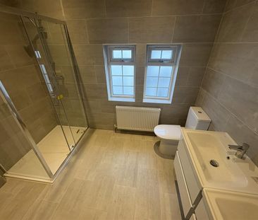 Alexandra Grove, N12 8HE, London - Photo 1