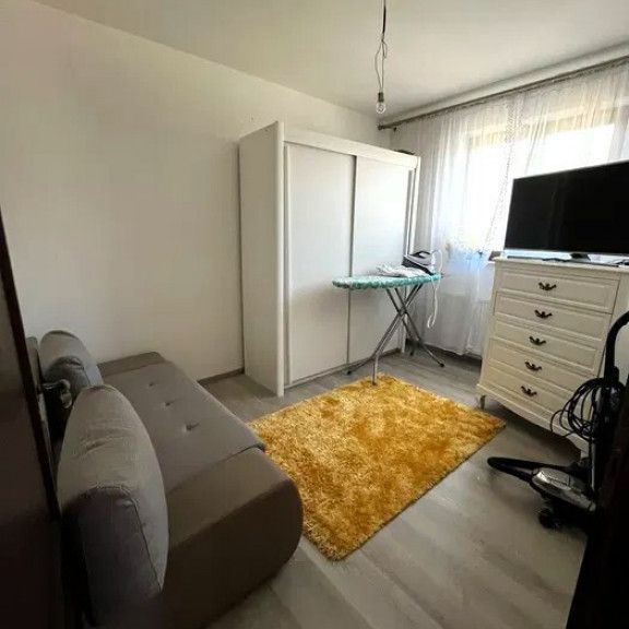Casa 4 camere 265mp, zona Selimbar - Fotografie 1