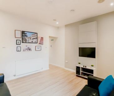 5 Bed 1 Bath - Photo 6