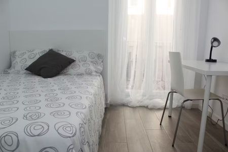 Calle de la Cava Alta, Madrid, Community of Madrid 28005 - Photo 3