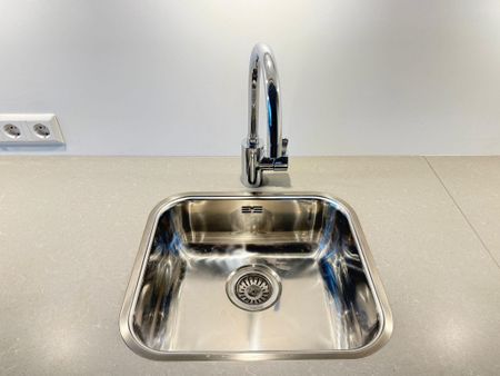 Te huur: Appartement Lutonhof in Amsterdam - Photo 4