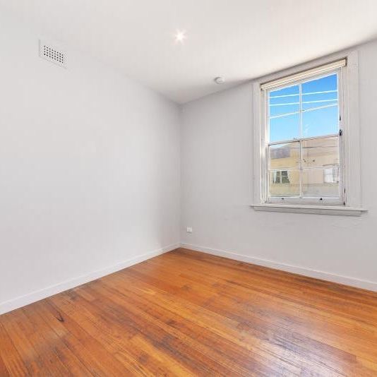 STUDIO LOCATED IN THE HEART OF THE SPOT! - Photo 1