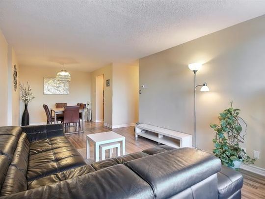 2555 Av. du Havre des Îles - Photo 1