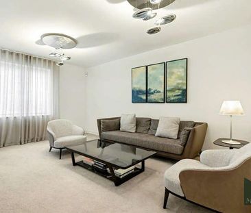 Well Grove, Whetstone, N20 - Photo 1