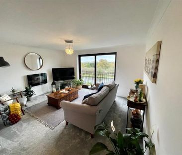 3 Bedroom Terraced To Let - Photo 1