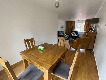 Thurnall Close, Baldock, SG7 - Photo 2