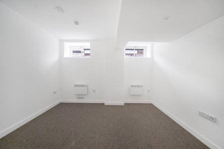 3 bedroom apartment to rent - Photo 2