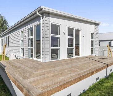 Modern, Easy Maintenance Home for Rent - Photo 2