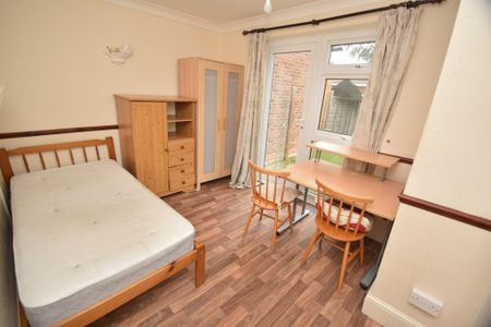 4 bedroom house to rent - Photo 4