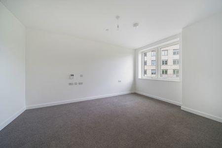 St Pauls Road, Barking, London, IG11 - Photo 2