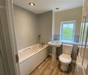 3 bedroom semi-detached house to rent - Photo 6