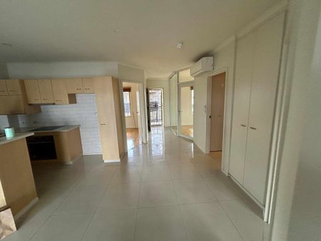 3-bedroom shared unit / apartment, Pulteney Street - Photo 3