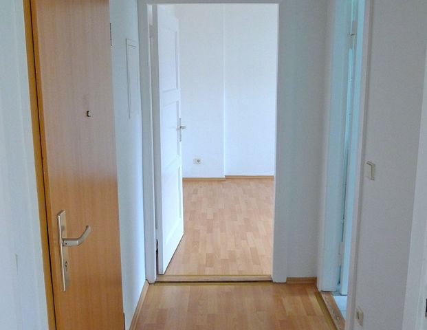 32m² Wohnung im EG – Nähe Rosengarten – Objektcode 12L12-W2 - Foto 1