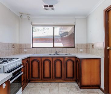 Two bedroom unit with ducted air conditioning - Photo 5