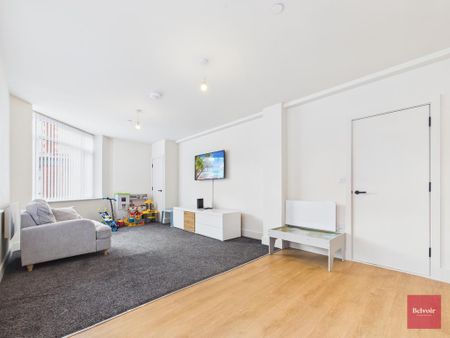 2 bedroom ground floor flat to rent - Photo 5