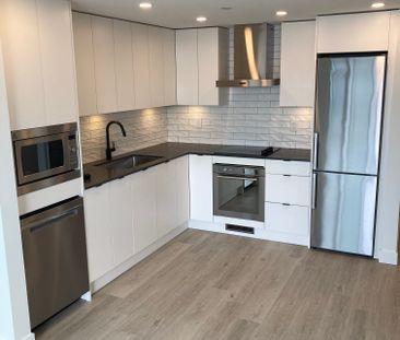 Brooklyn One Bedroom Plus Den - Photo 2