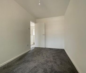 38 Highland Parade, Belfast, BT13 3RB - Photo 5