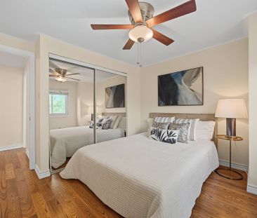 For Lease - 329 Kingsbridge Garden Circle, Mississauga, Ontario - Photo 6
