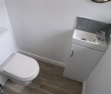 Coppice Road, Cradley Heath Monthly Rental Of £950 - Photo 4