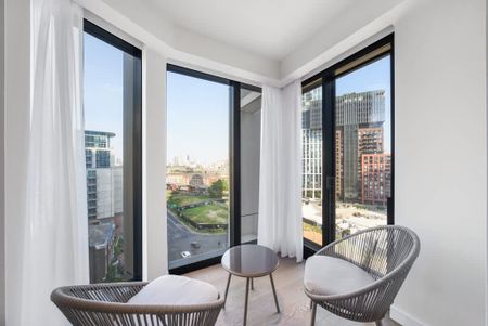 River Park Tower Nine Elms Lane SW8 - Photo 4