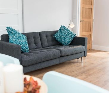 34 Avoniel Parade, Belfast, BT5 4SH - Photo 1