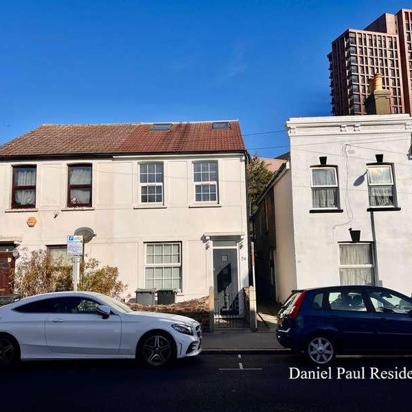Laud Street, CR0 - Photo 1