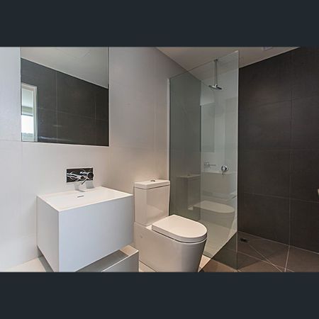 2 Bedroom Delight! - Photo 3