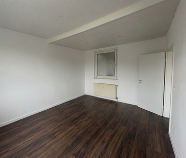 Helle renovierte Dachgeschoss 5 Zimmer Wohnung in Bochum Wattensche... - Photo 4