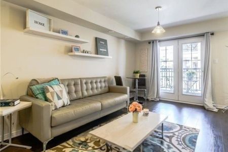 For Lease - 2441 Greenwich Drive Unit# 72, Oakville, Ontario - Photo 2