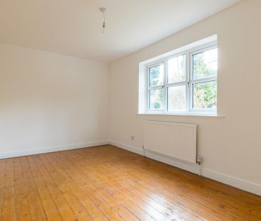 To Let 2 Bed House - Semi-Detached - Photo 4