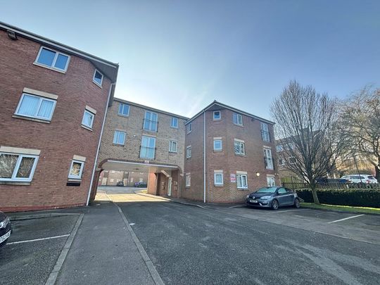 2 bedroom flat to rent - Photo 1