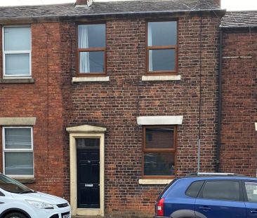 3 bedroom terraced house to rent - Photo 3