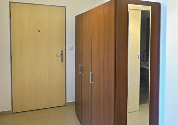 Pronájem bytu 2+kk se 2 balkony a parkováním Brno, Královo Pole - Photo 1